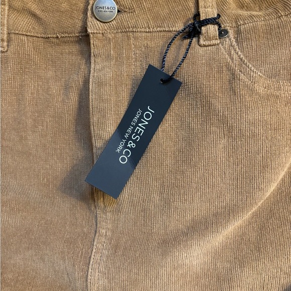 Jones & Co by Jones New York Corduroy Skirt Size 10 NWT Classic Tan - Picture 4 of 5